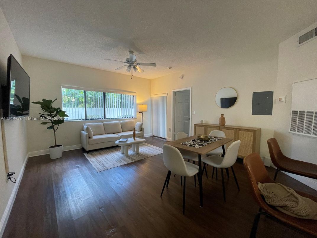 Dining room, Interior, Living room, Wood Texture Flooring