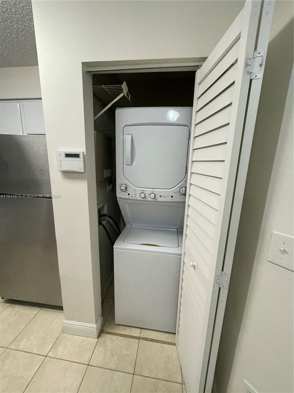 Interior, Utility Closets, Washer