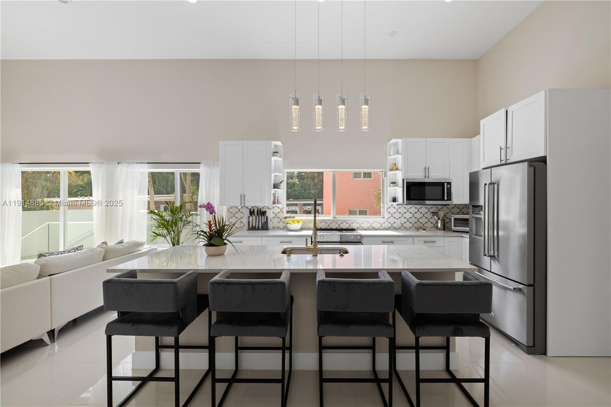 Interior, Kitchen, Pendant Lights