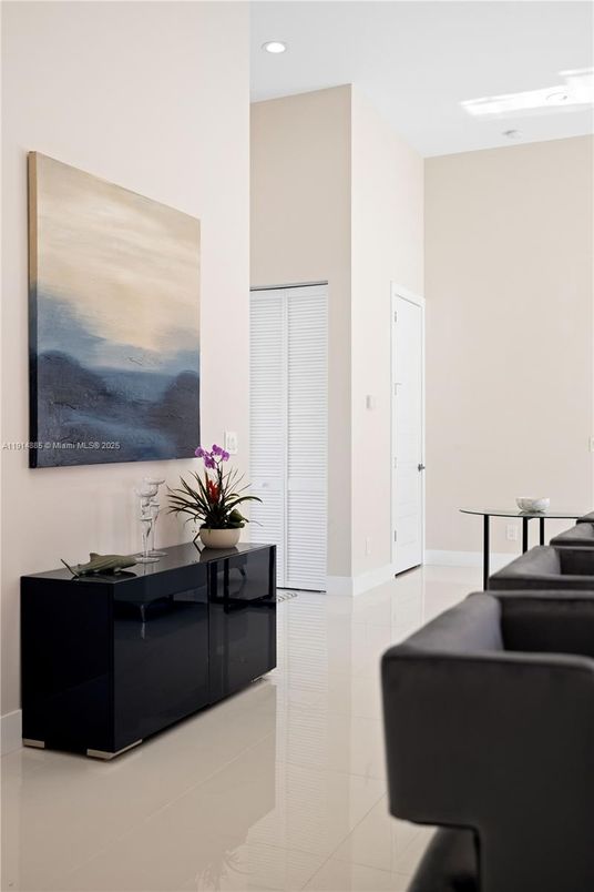 Interior, Recessed Lighting