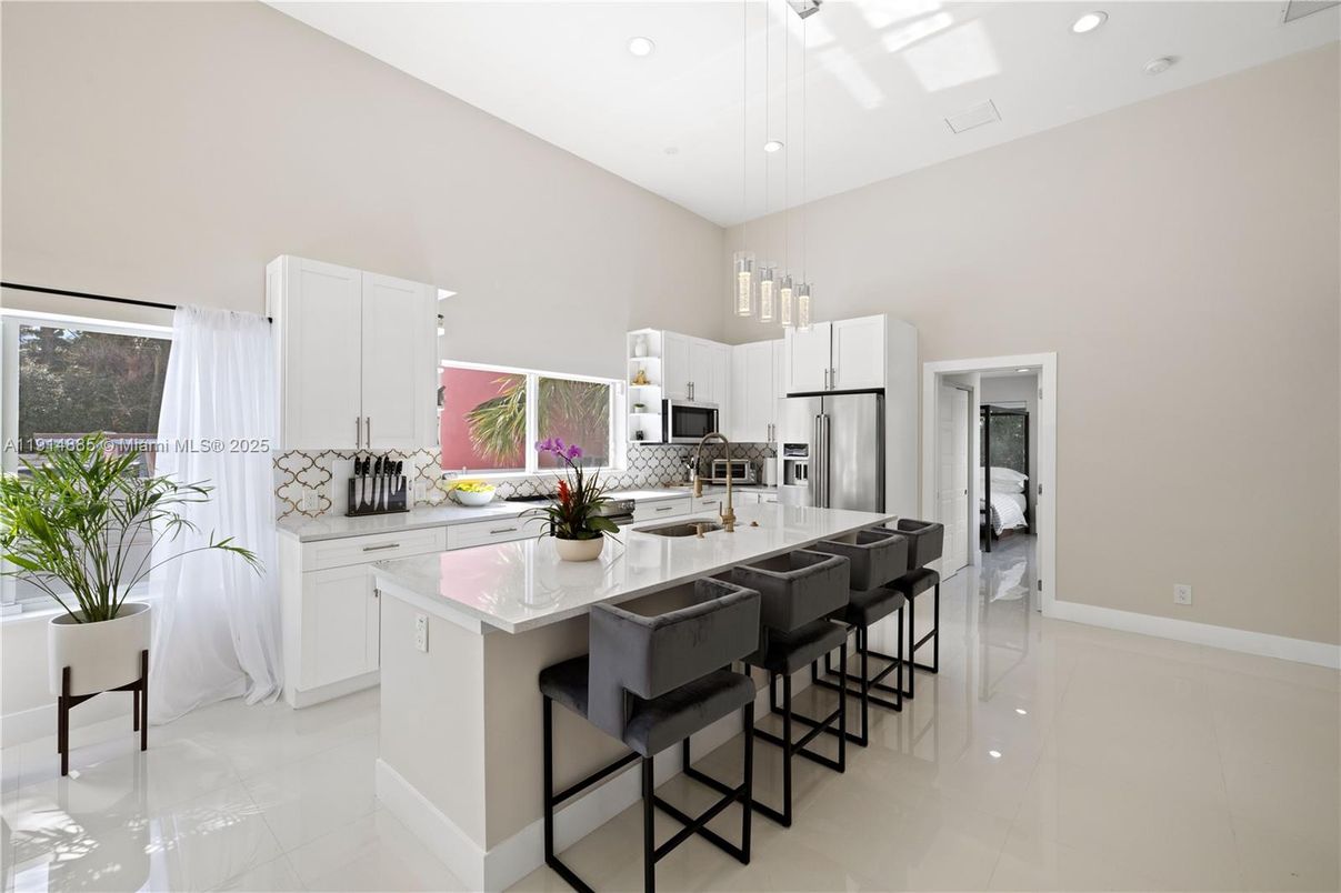 Interior, Kitchen, Pendant Lights, Recessed Lighting, Stainless Steel Appliances