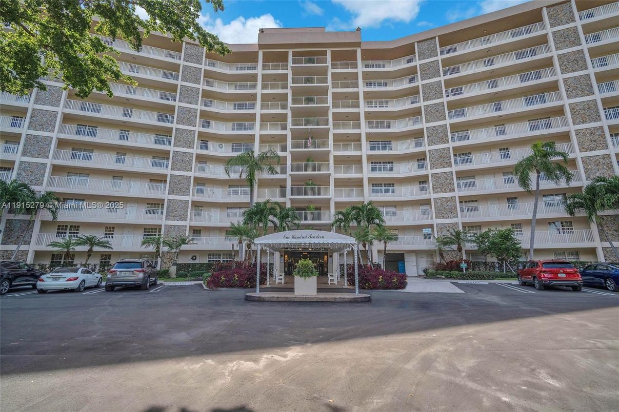 Exterior, Facade, Condo Building