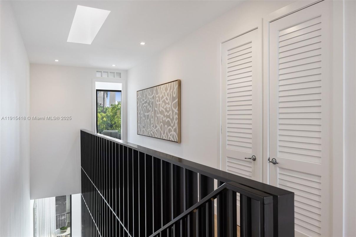 Interior, Recessed Lighting