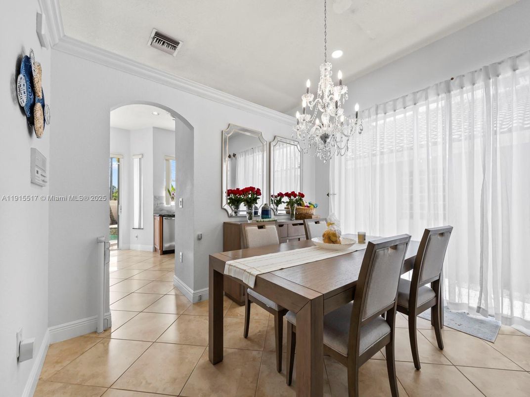 Chandelier, Dining room, Interior, Recessed Lighting