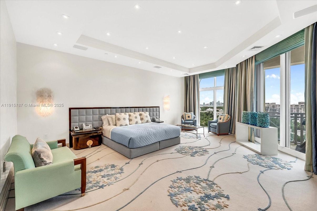 Bedroom, Interior, Recessed Lighting