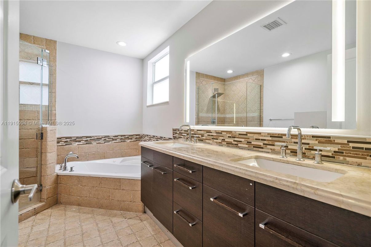 Bathroom, Dual Sink Vanities, Glass Shower, Interior, Recessed Lighting