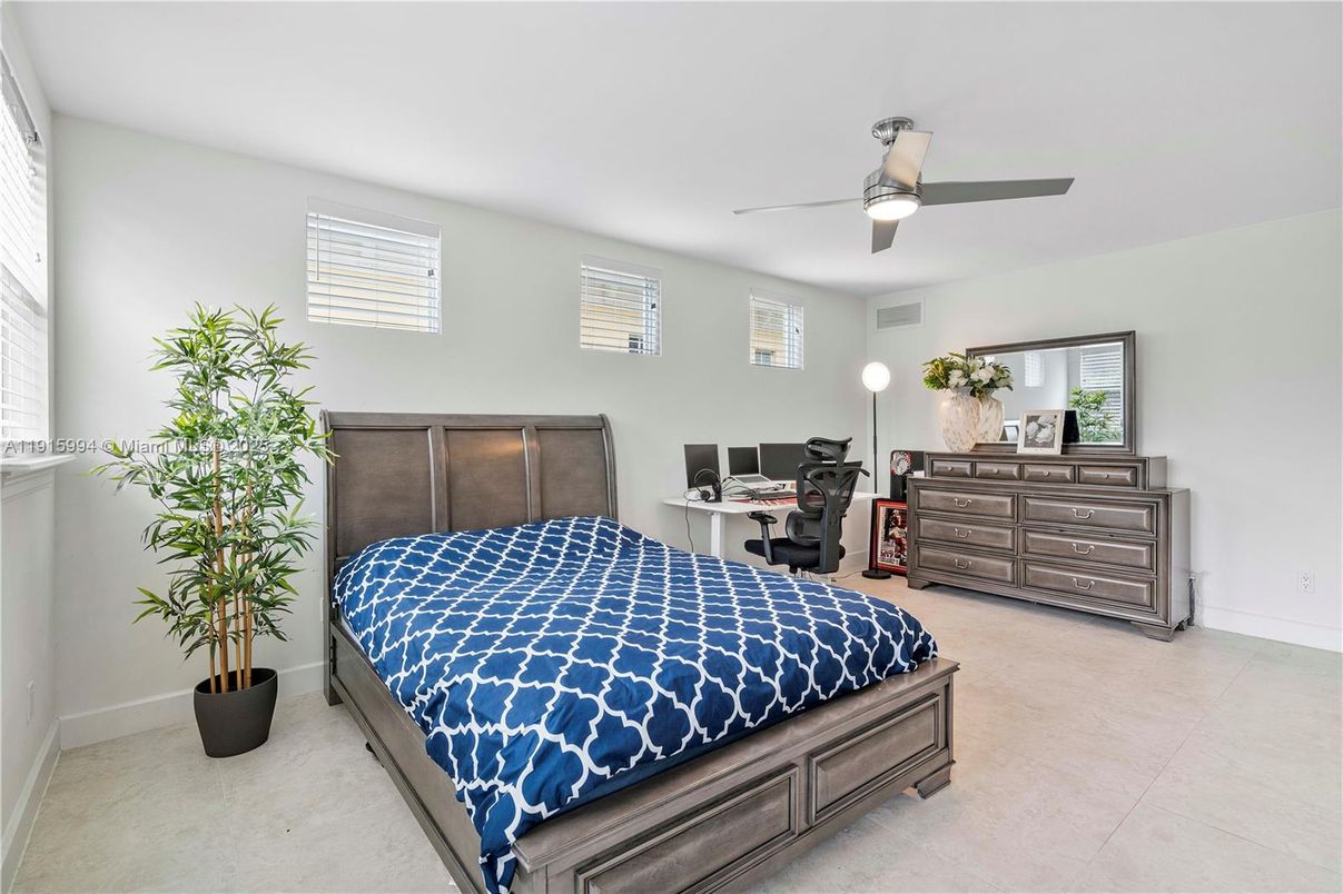 Bedroom, Home Office, Interior