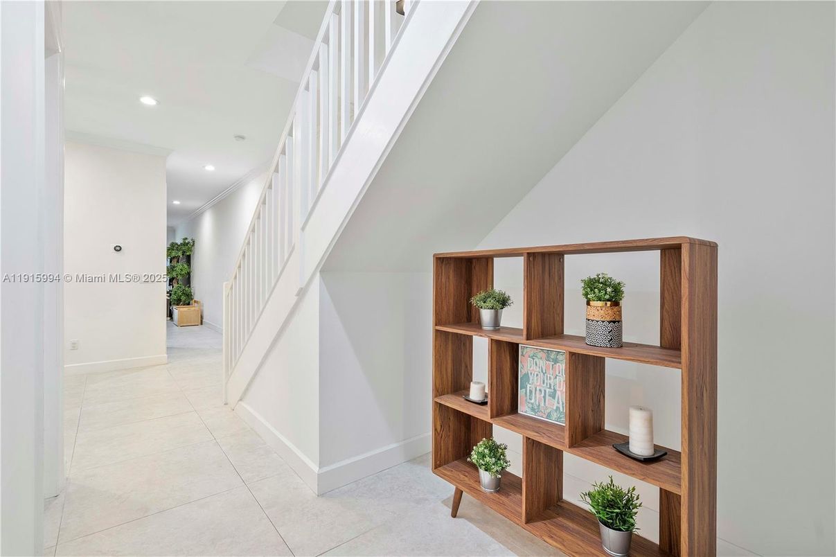 Interior, Recessed Lighting