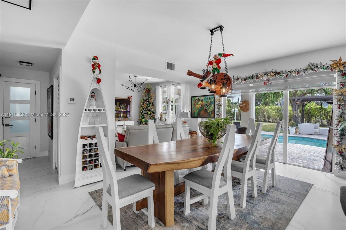 Chandelier, Dining room, Interior, Marble, Pool