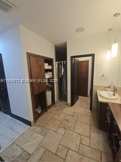 Bathroom, Interior, Pendant Lights