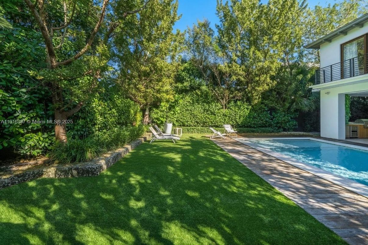 Backyard, Exterior, Pool