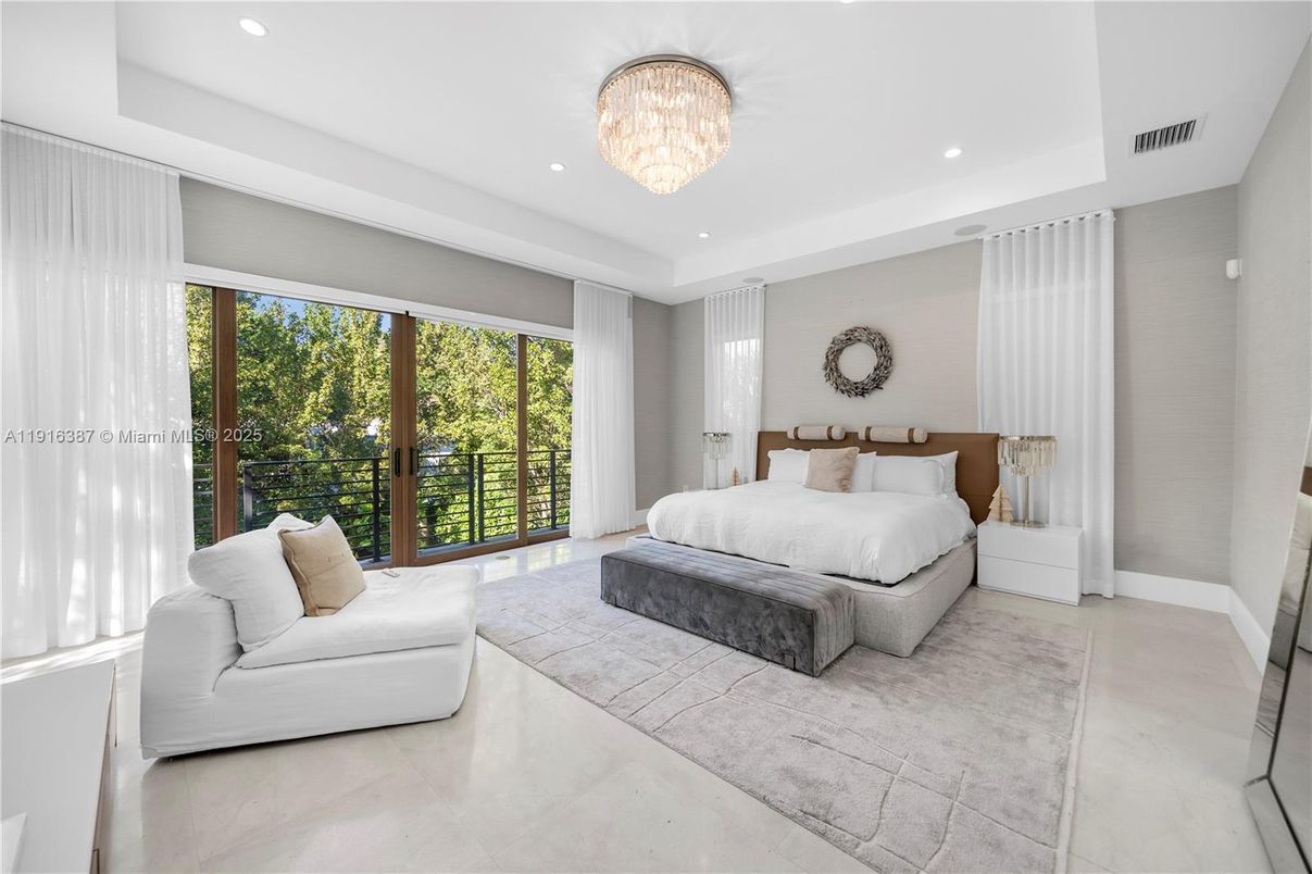 Bedroom, Chandelier, Interior, Recessed Lighting