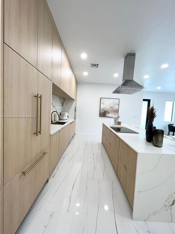 Interior, Kitchen, Marble, Recessed Lighting