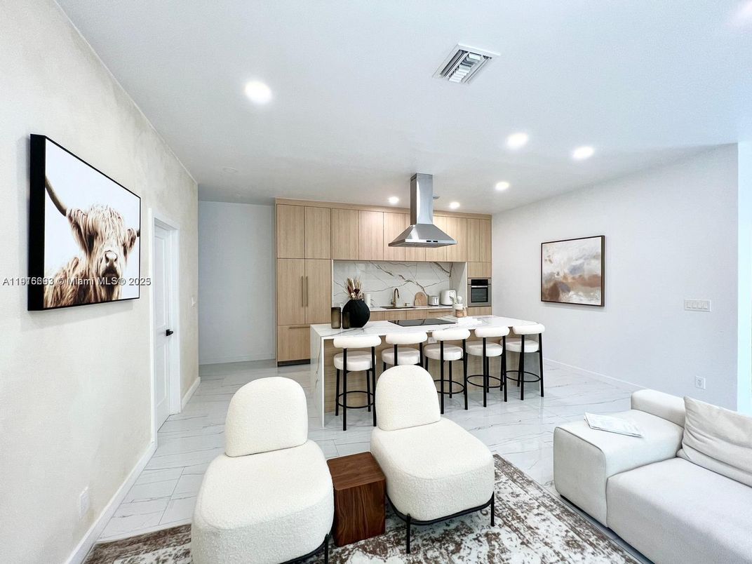 Interior, Kitchen, Marble, Recessed Lighting