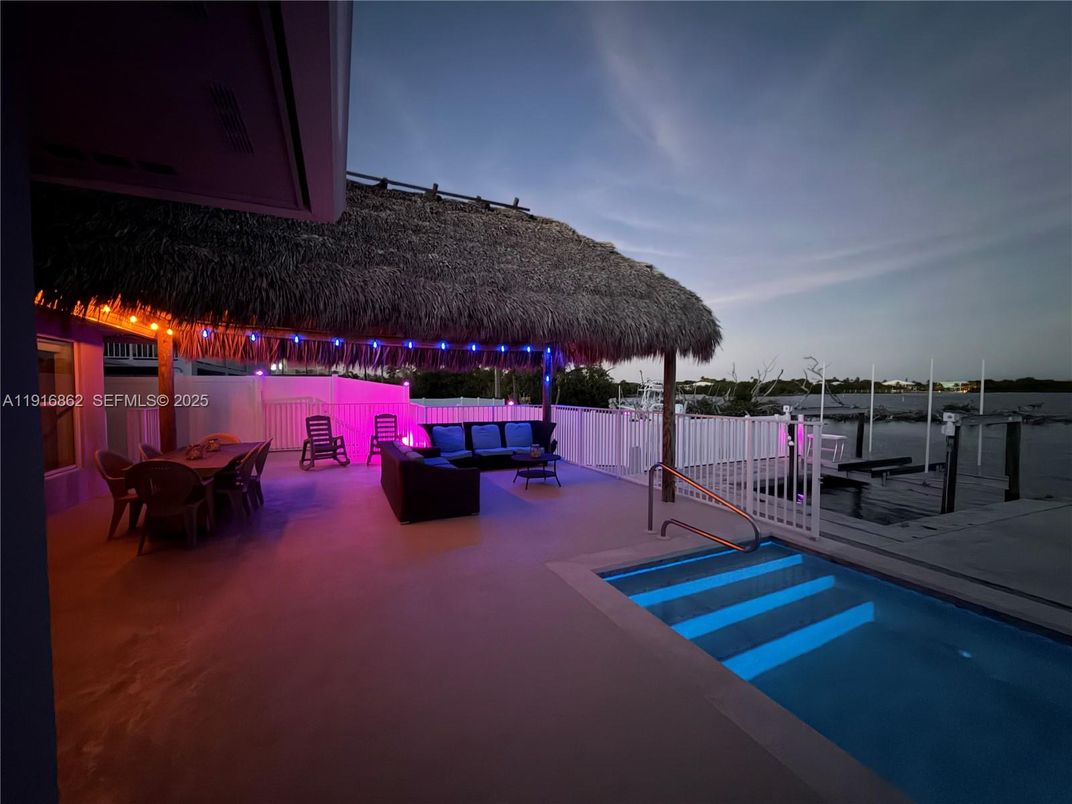 Exterior, Pool, Water