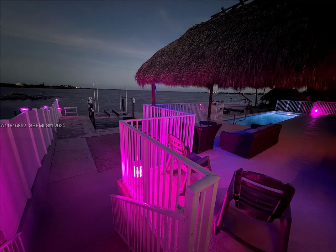 Exterior, Pool, Water