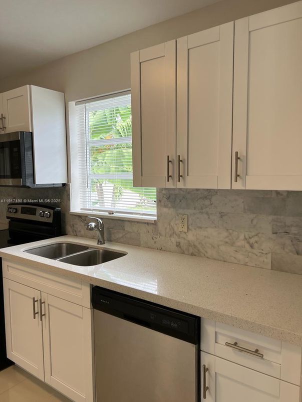 Interior, Kitchen, Marble Walls