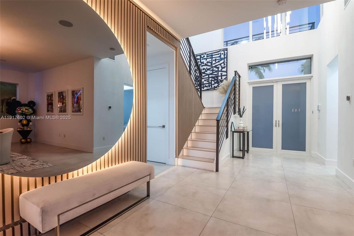 Interior, Recessed Lighting