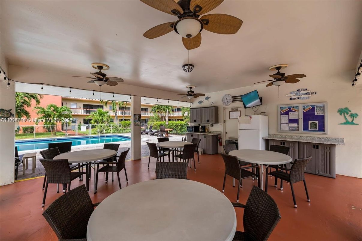 Dining room, Interior, Kitchen