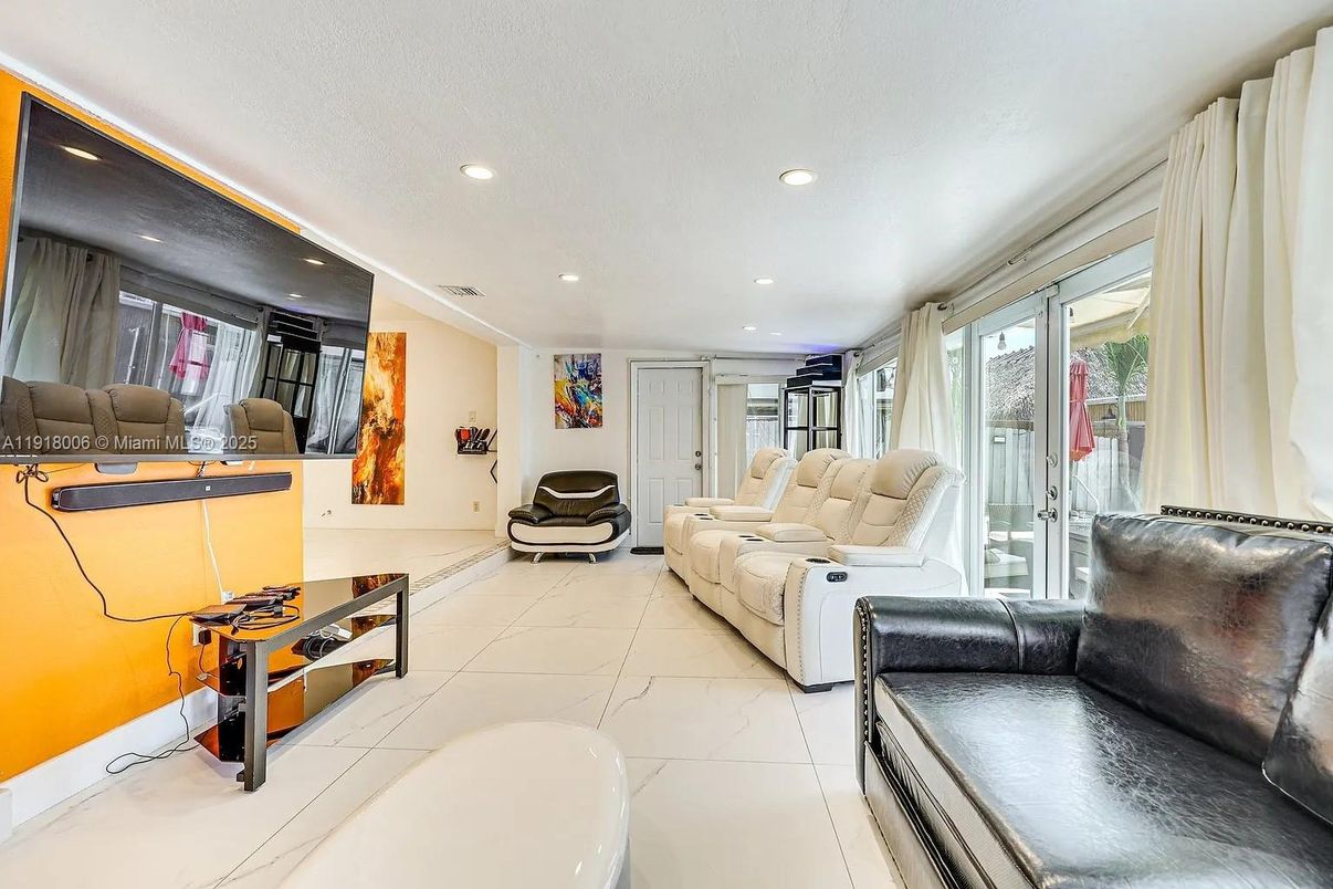 Interior, Living room, Recessed Lighting