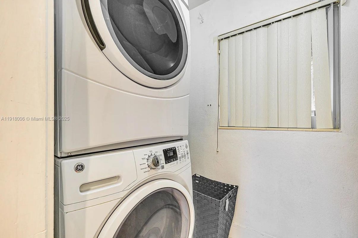 Interior, Utility Closets, Washer