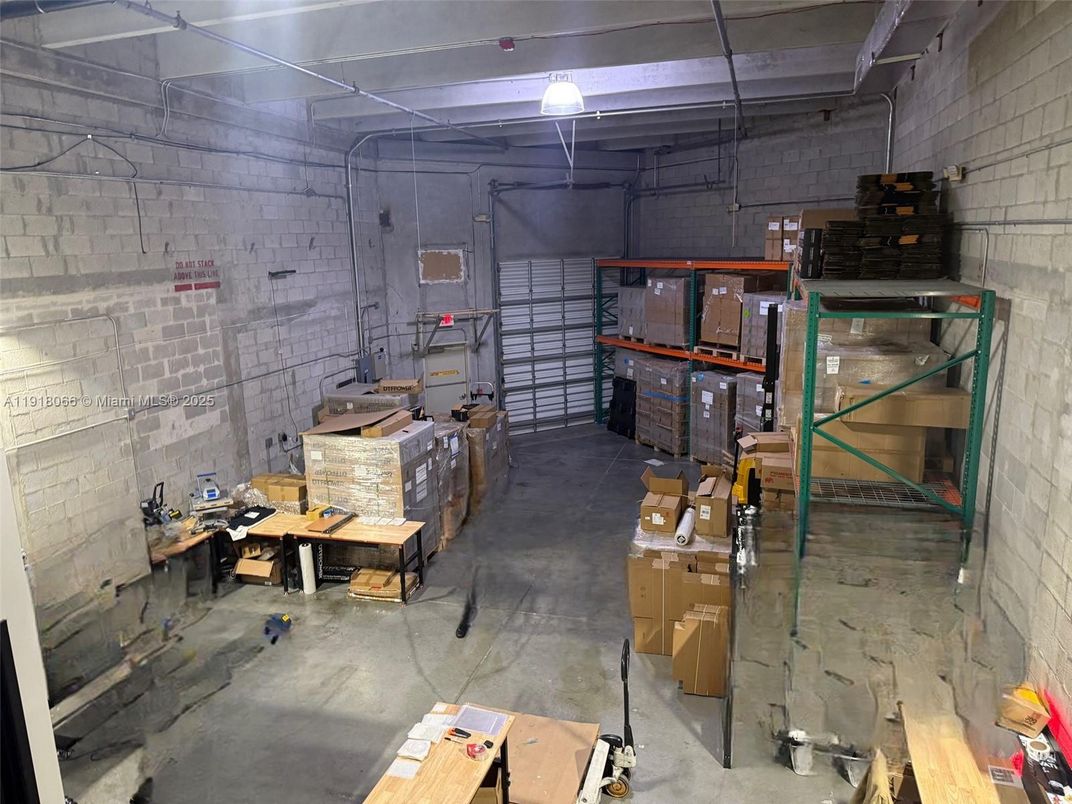 Garage, Interior, Stone Walls
