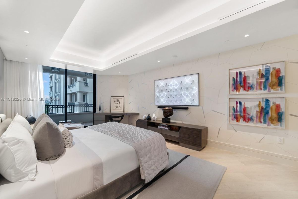 Bedroom, Interior, Marble Walls, Recessed Lighting