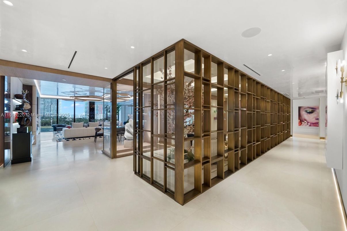 Interior, Recessed Lighting