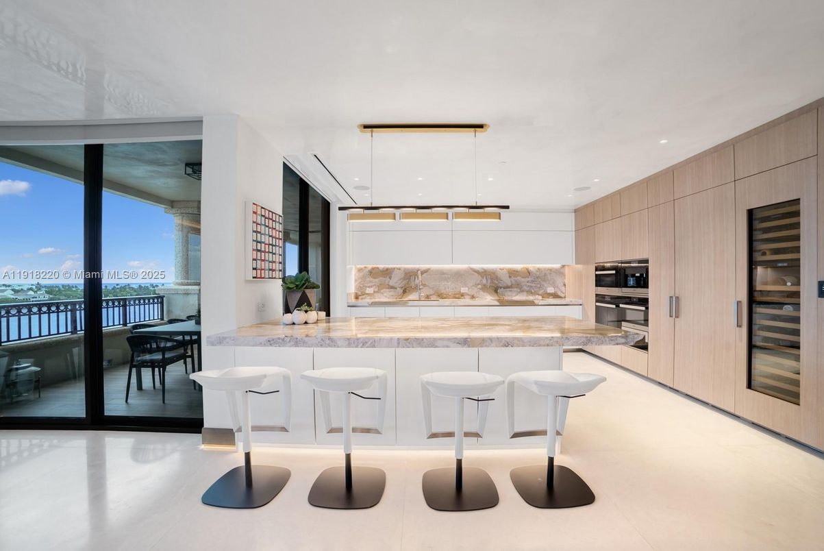 Interior, Kitchen, Pendant Lights, Recessed Lighting, Stainless Steel Appliances, Water