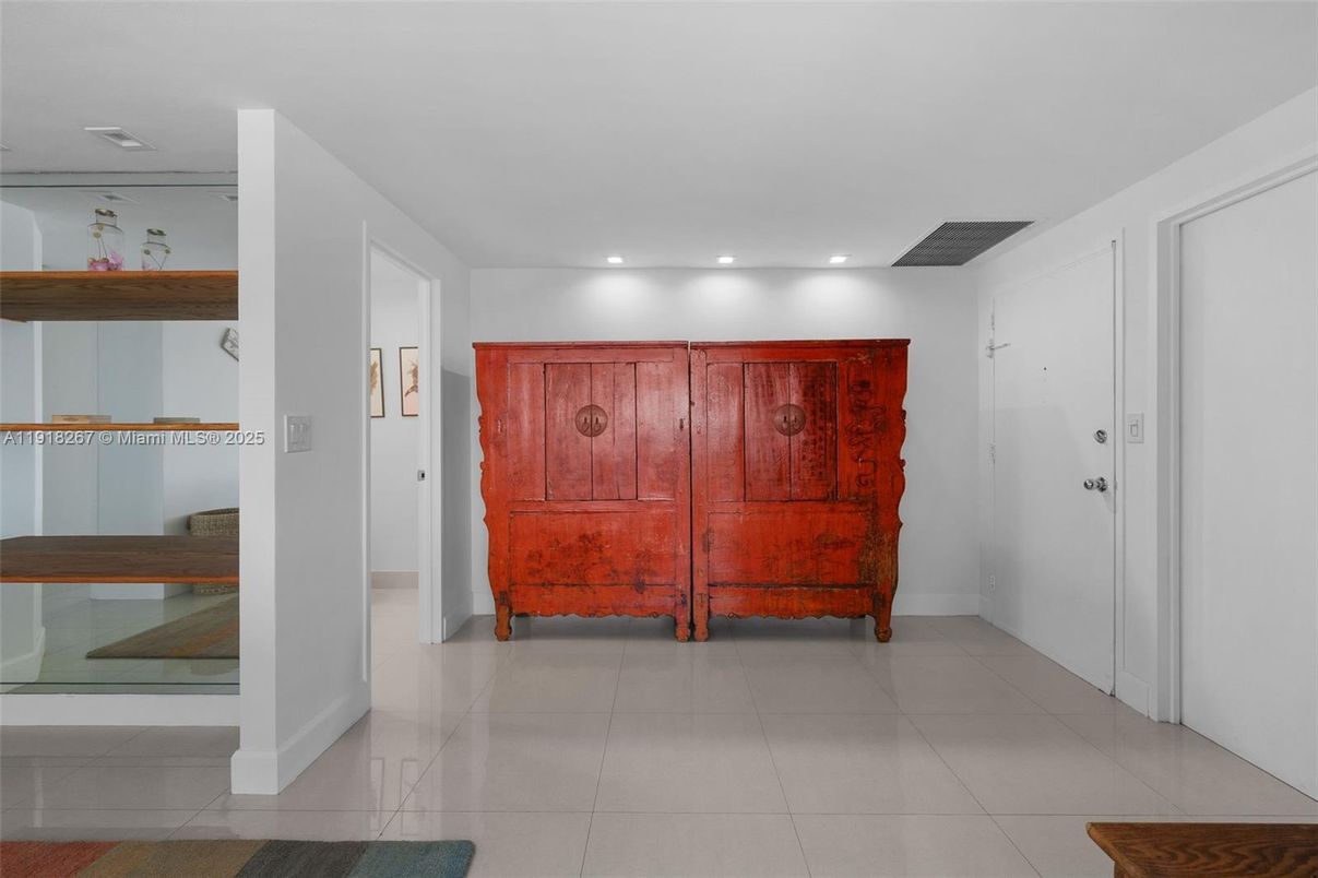 Interior, Recessed Lighting