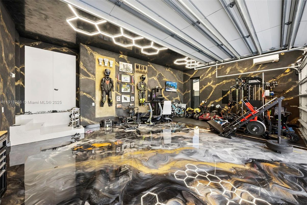 Fitness Equipment, Interior