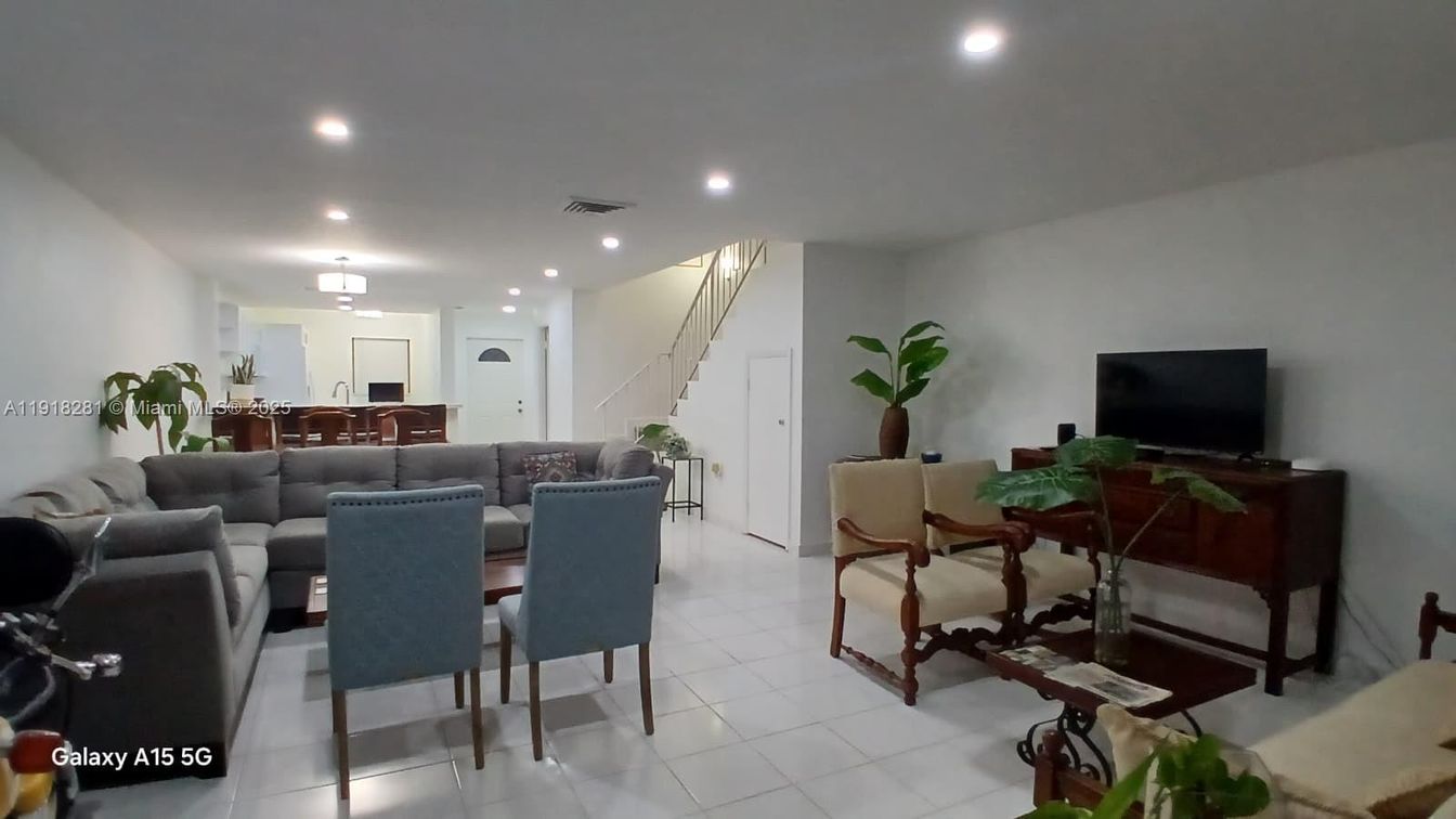Dining room, Interior, Living room, Recessed Lighting