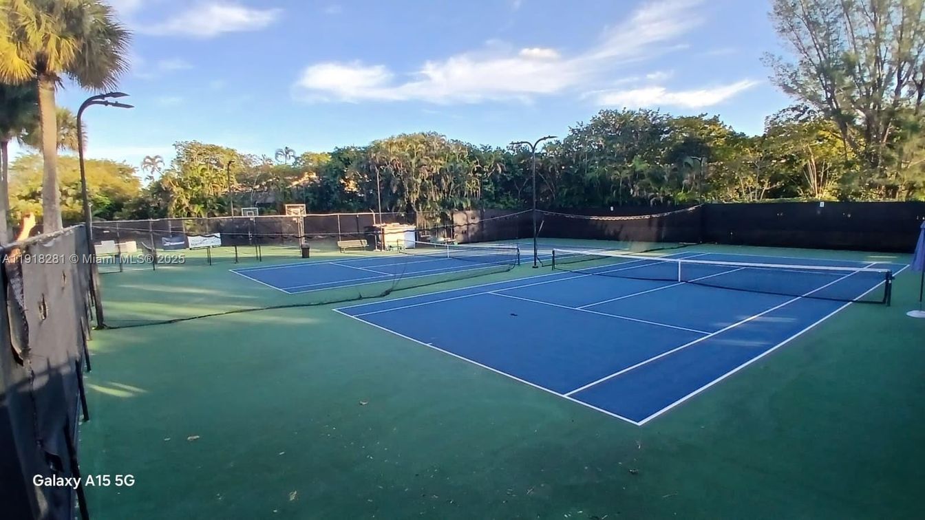 Exterior, Tennis Courts