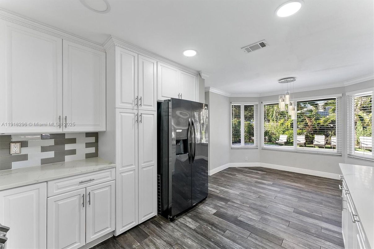 Interior, Kitchen, Pendant Lights, Recessed Lighting, Wood Texture Flooring