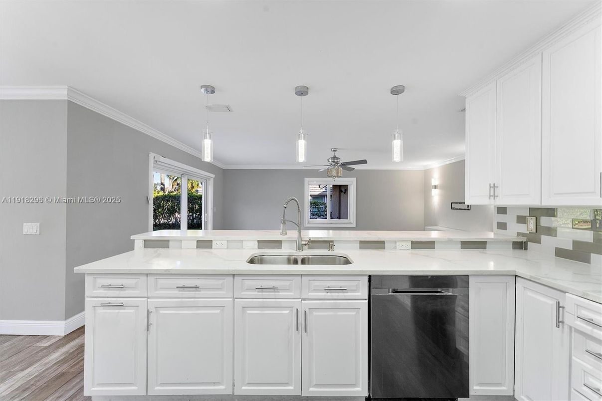 Interior, Kitchen, Pendant Lights, Wood Texture Flooring