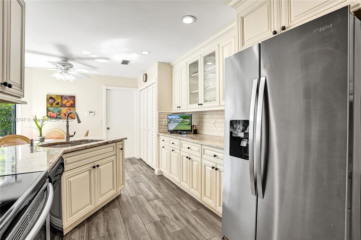 Interior, Kitchen, Recessed Lighting, Wood Texture Flooring