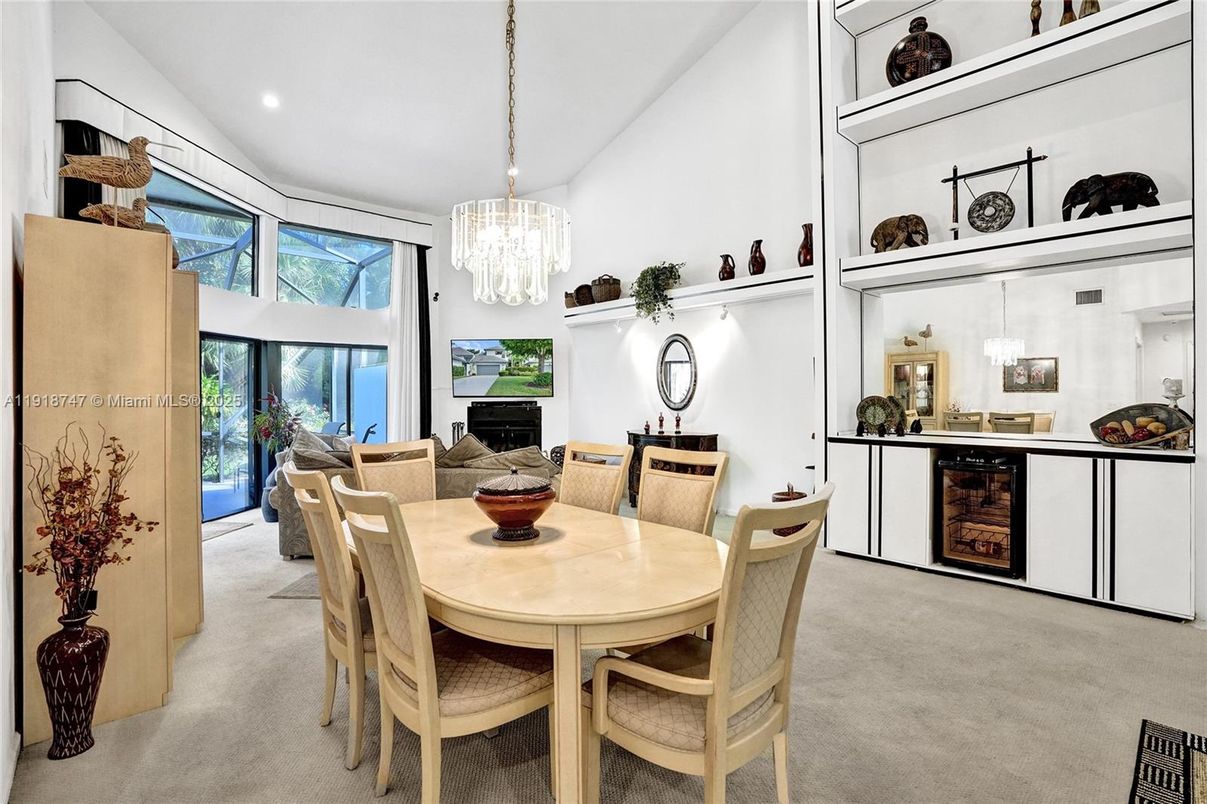 Chandelier, Dining room, Fireplace, Interior, Recessed Lighting