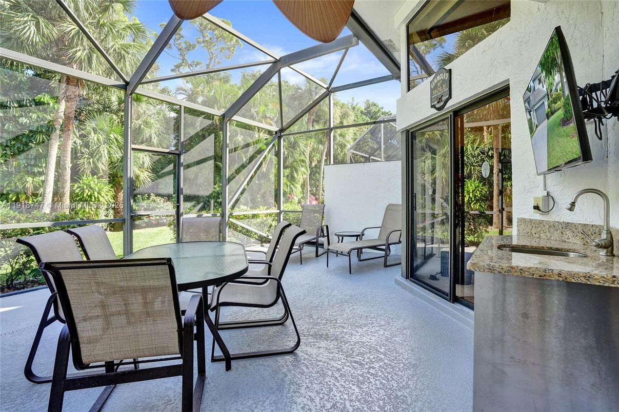 Glass Ceilings, Interior, Sun Room