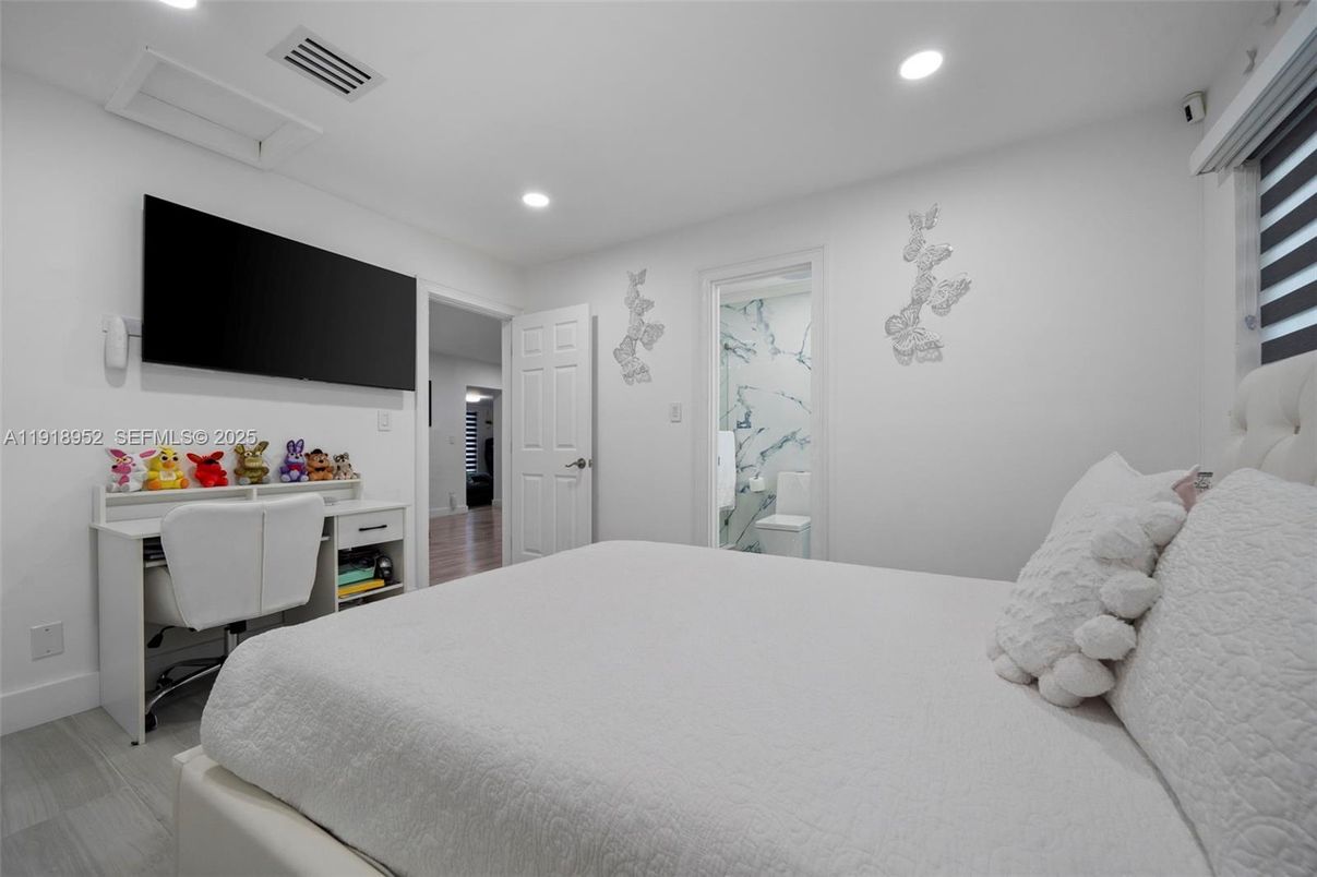 Bedroom, Interior, Recessed Lighting, Wood Texture Flooring