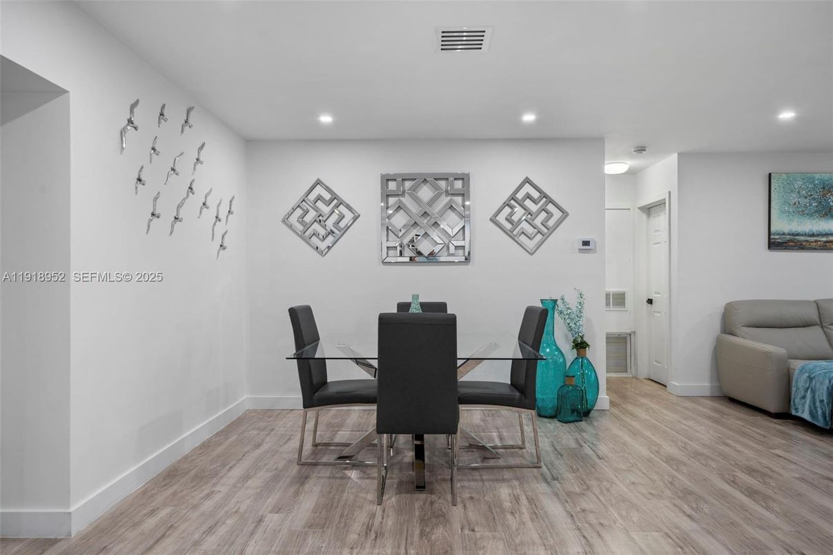 Dining room, Interior, Recessed Lighting, Wood Texture Flooring