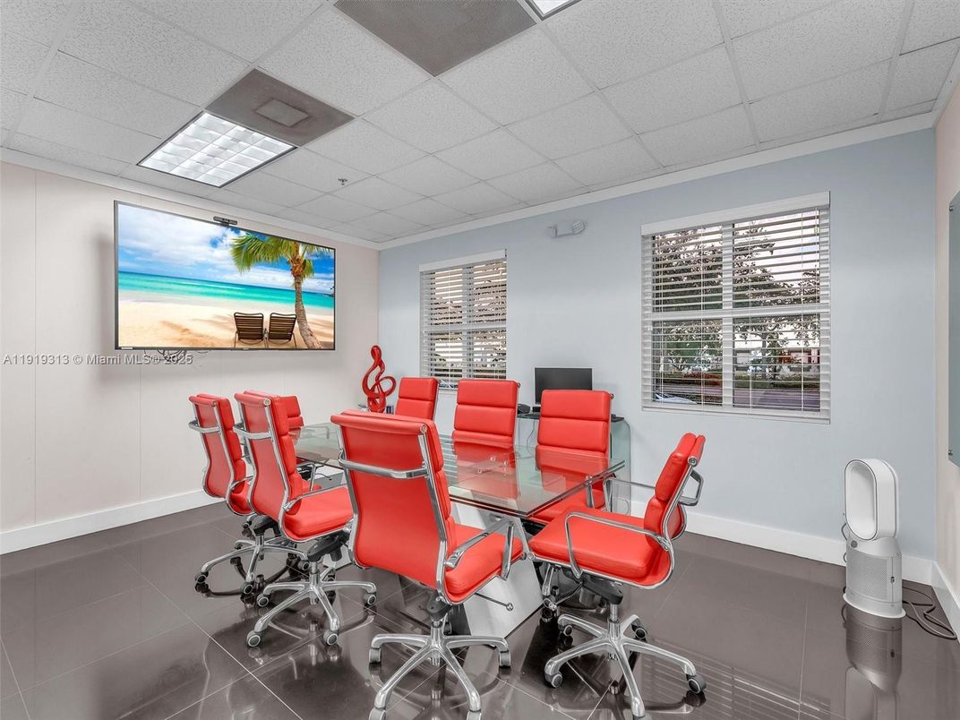 Dining room, Interior