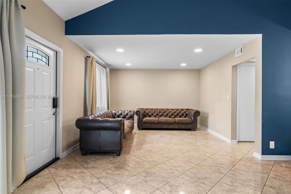 Interior, Recessed Lighting