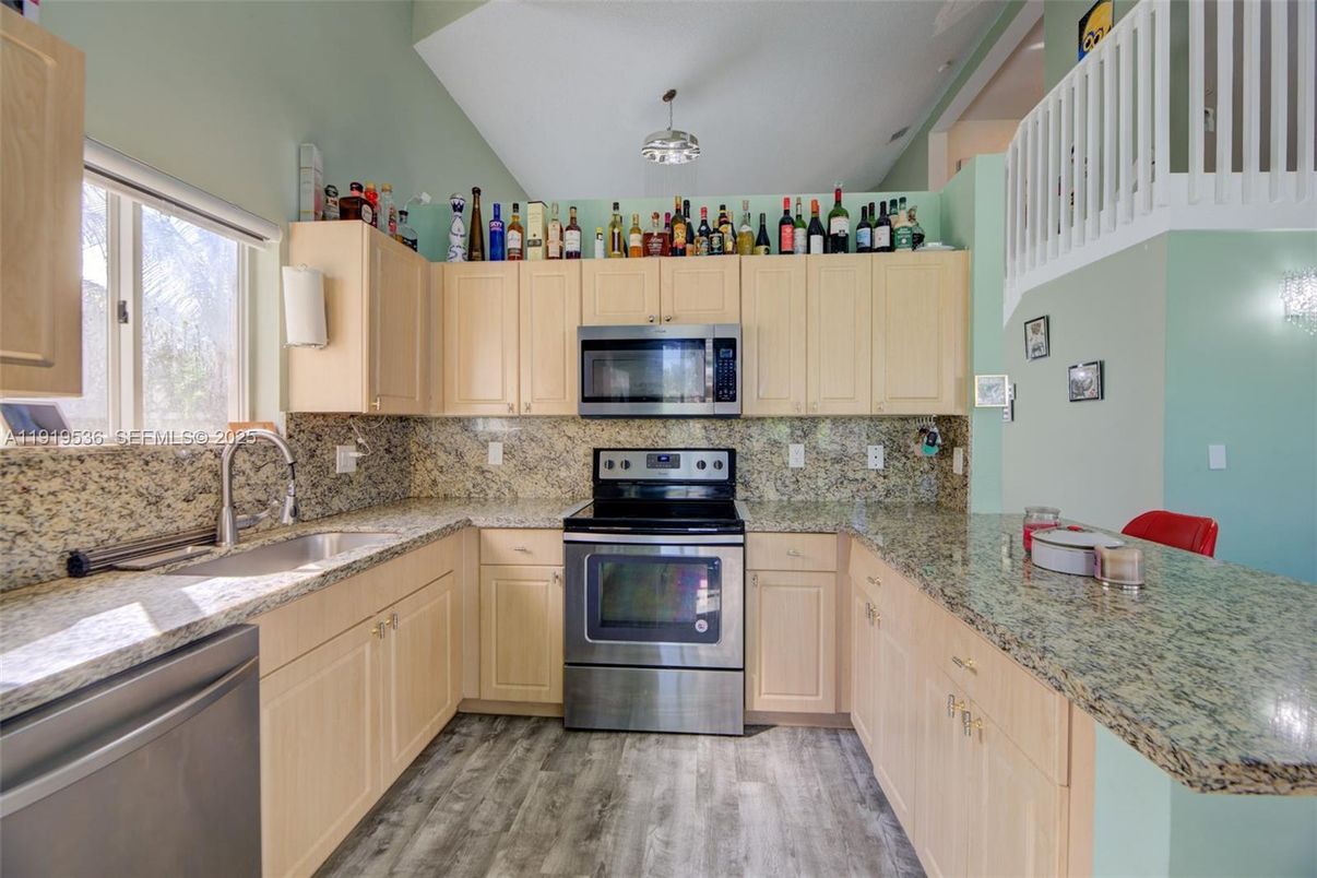Interior, Kitchen, Stainless Steel Appliances, Wood Texture Flooring
