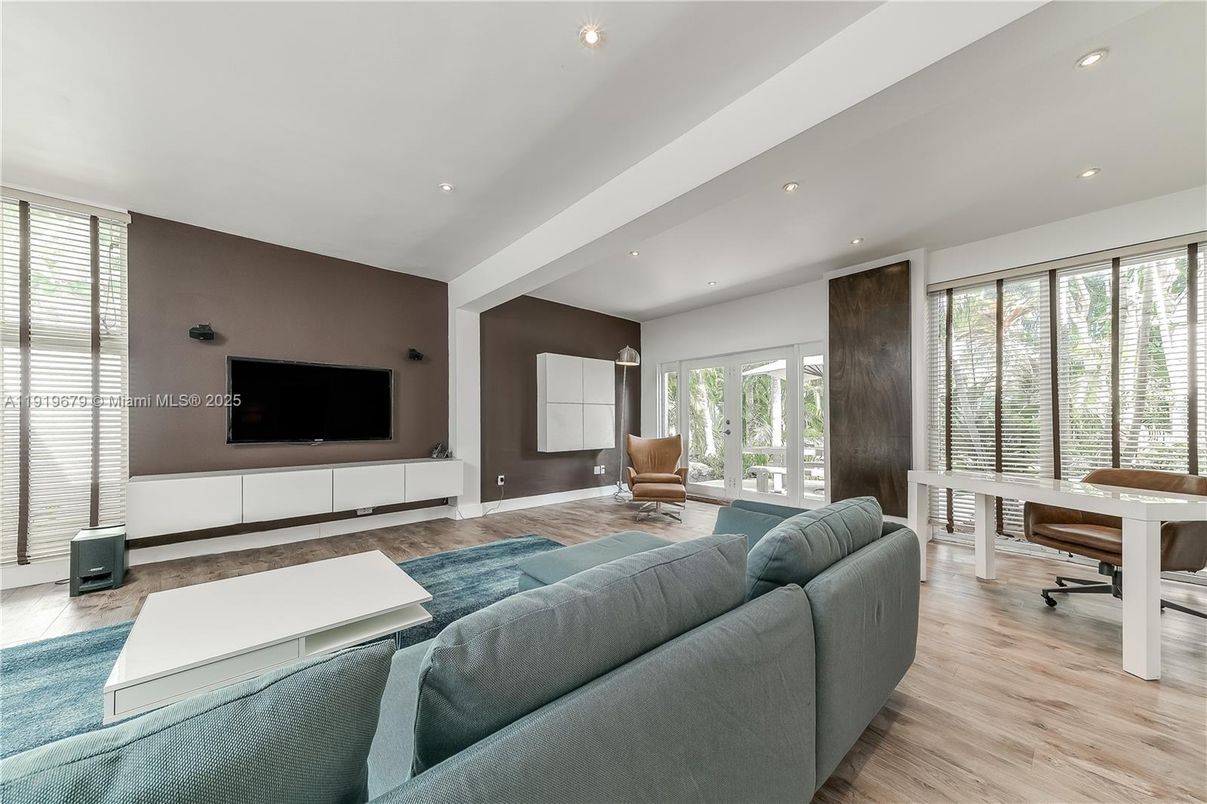 Home Office, Interior, Living room, Recessed Lighting, Wood Texture Flooring