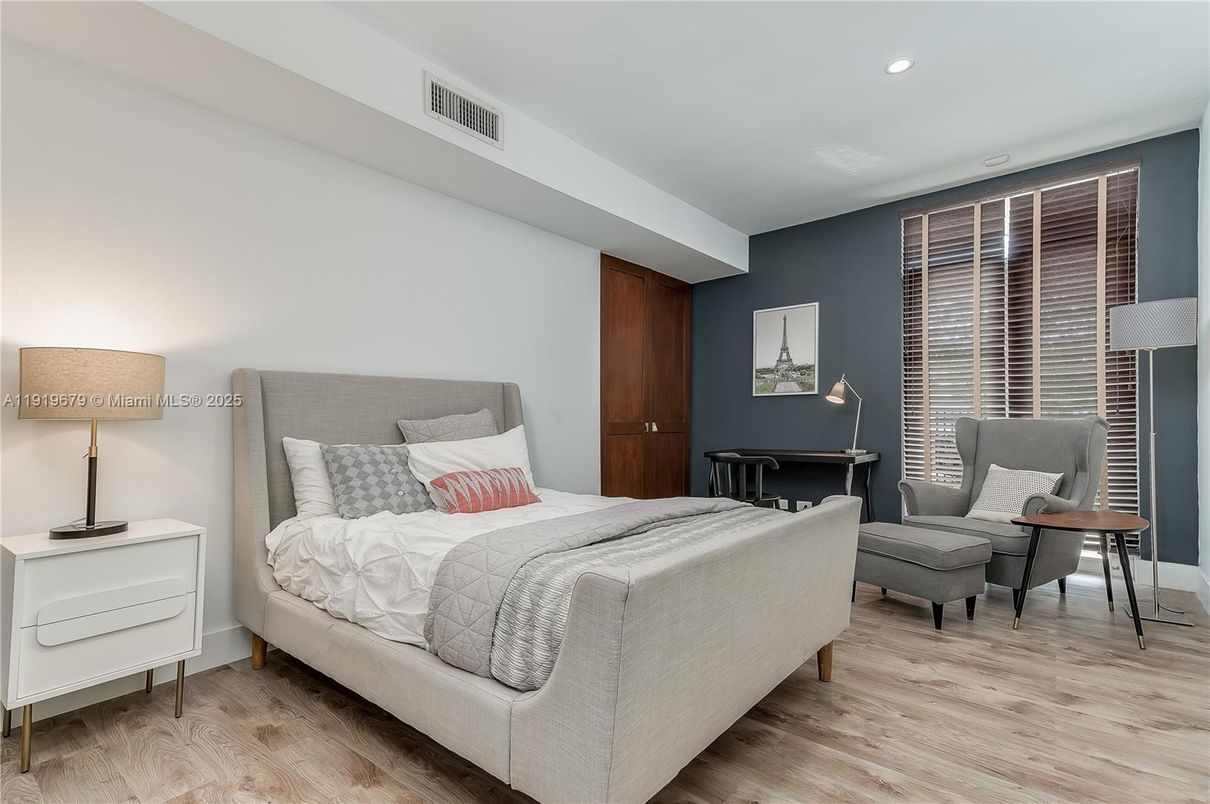 Bedroom, Interior, Recessed Lighting, Wood Texture Flooring