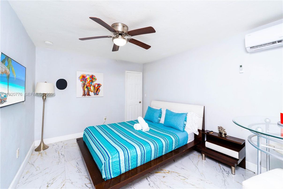 Bedroom, Interior, Marble