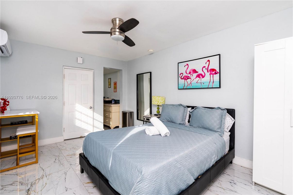 Bedroom, Interior, Marble