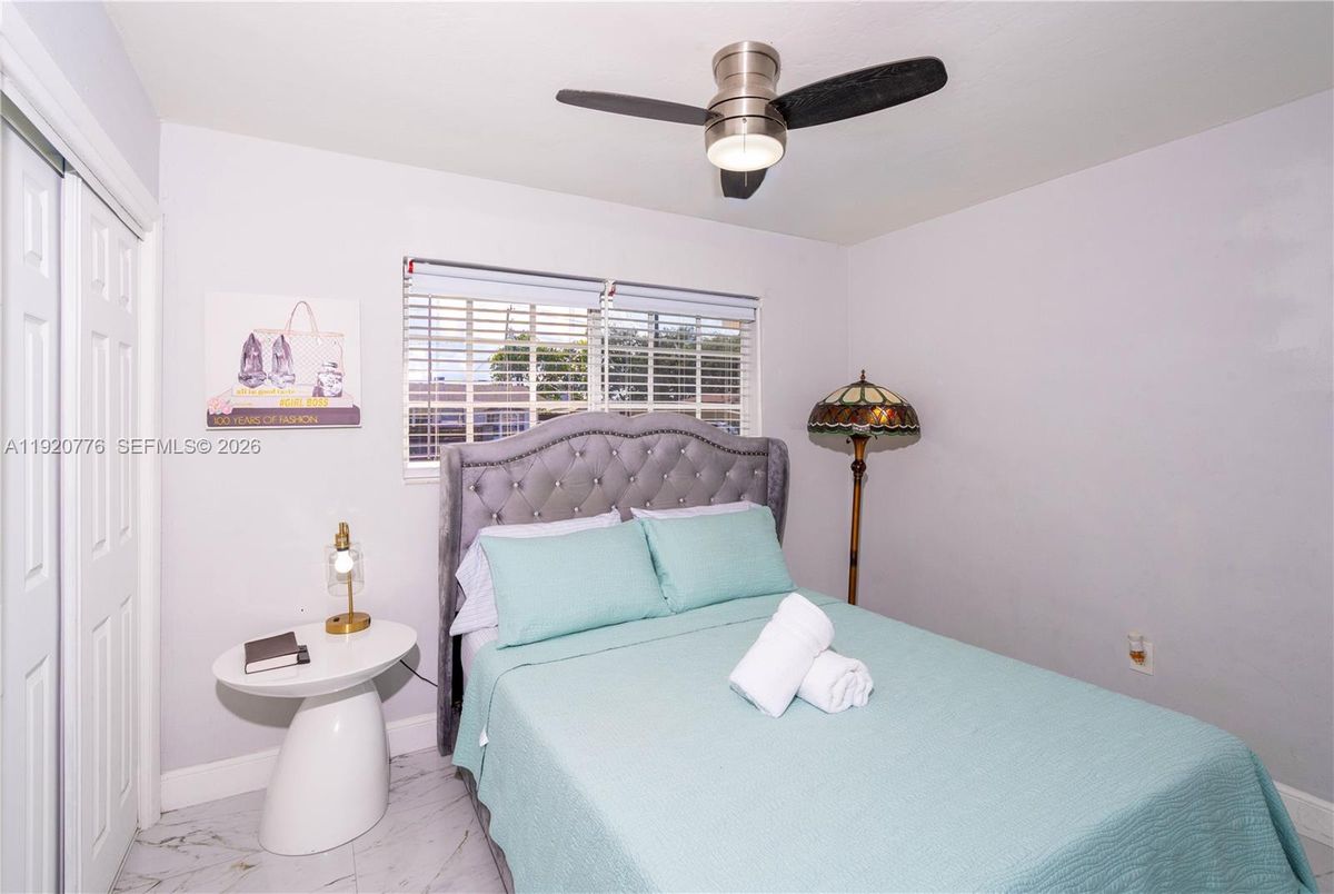 Bedroom, Interior, Marble