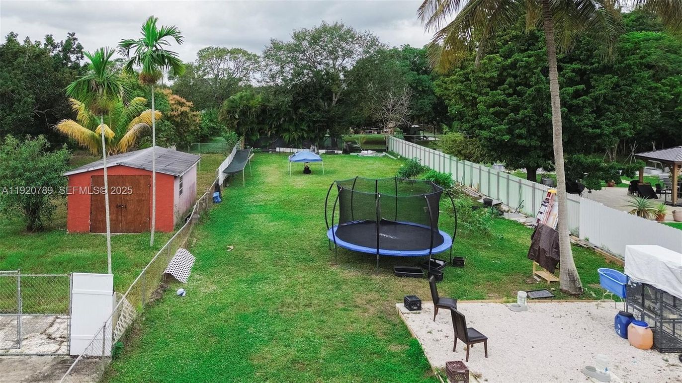 Backyard, Exterior, Playground