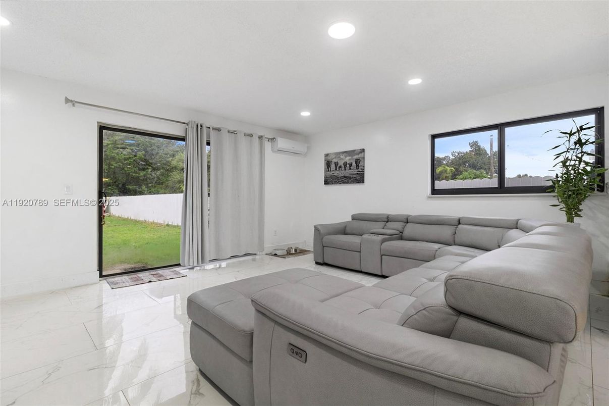 Interior, Living room, Marble, Recessed Lighting